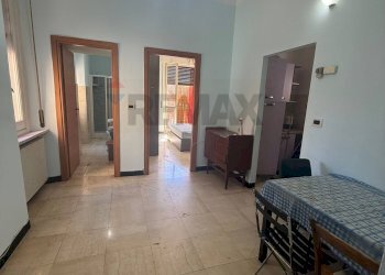 Sala da pranzo - Bilocale via Rocca di Legino
 
21, Savona - foto 10