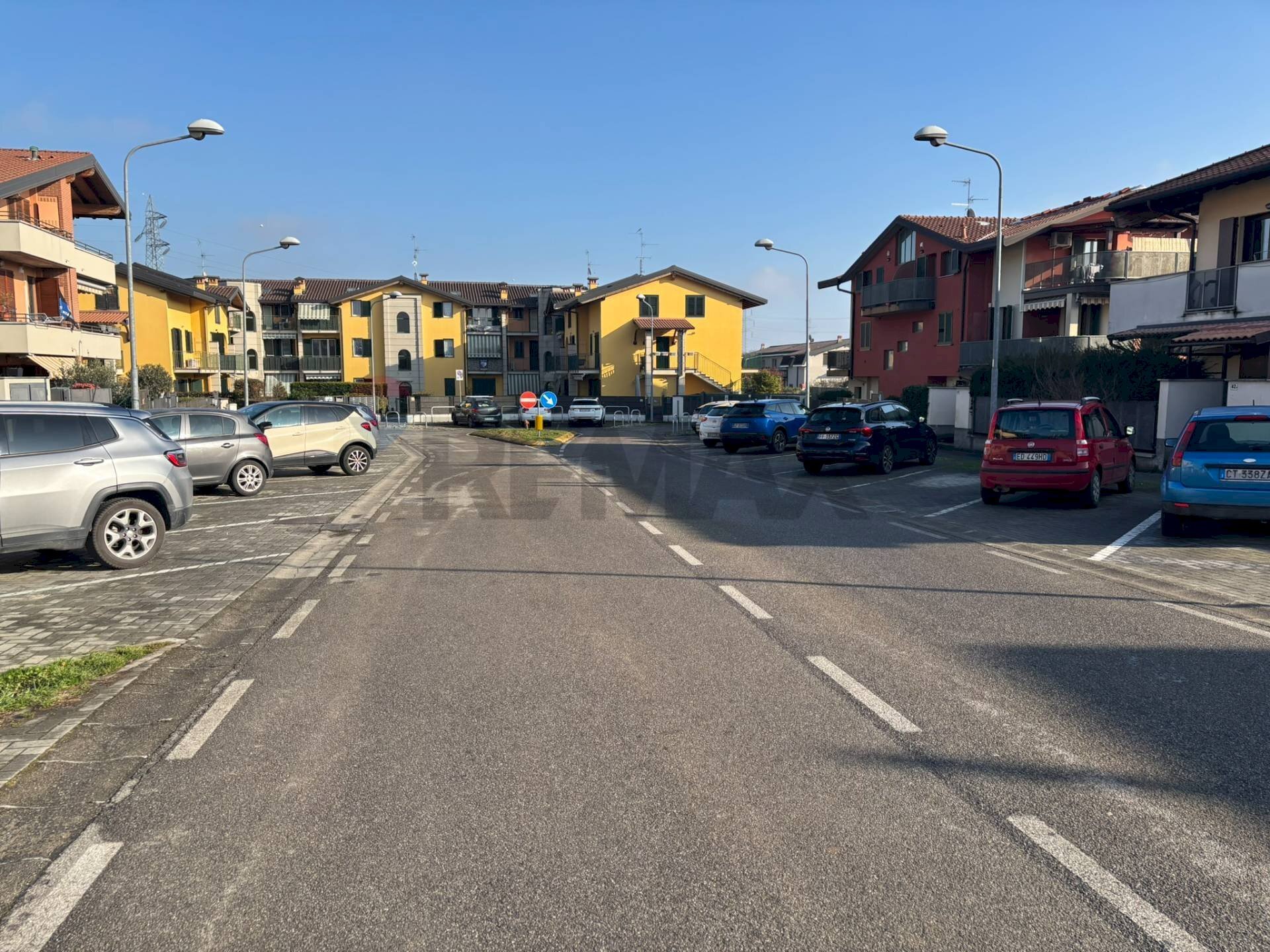 Edificio all\'aperto - Trilocale Via Tiepolo, Brembate - foto 3