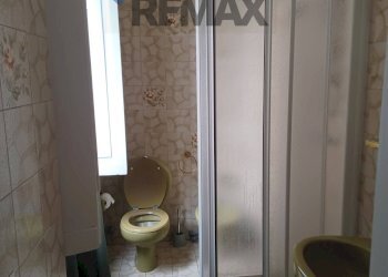 Bagno - Bilocale Viale Roma
 
52, Novara - foto 10