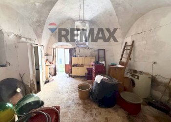 Dispensa di stoccaggio - Quadrilocale Via Virgilio Manese
 
8-10, Bovino - foto 5