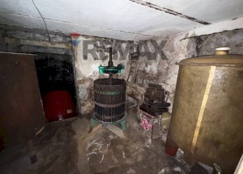 Cantina - Quadrilocale Via Virgilio Manese
 
8-10, Bovino - foto 7