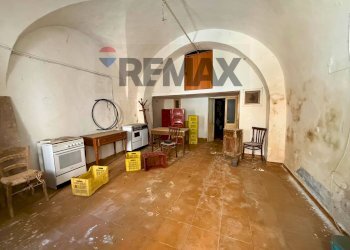 Stanza vuota - Quadrilocale Via Virgilio Manese
 
8-10, Bovino - foto 9