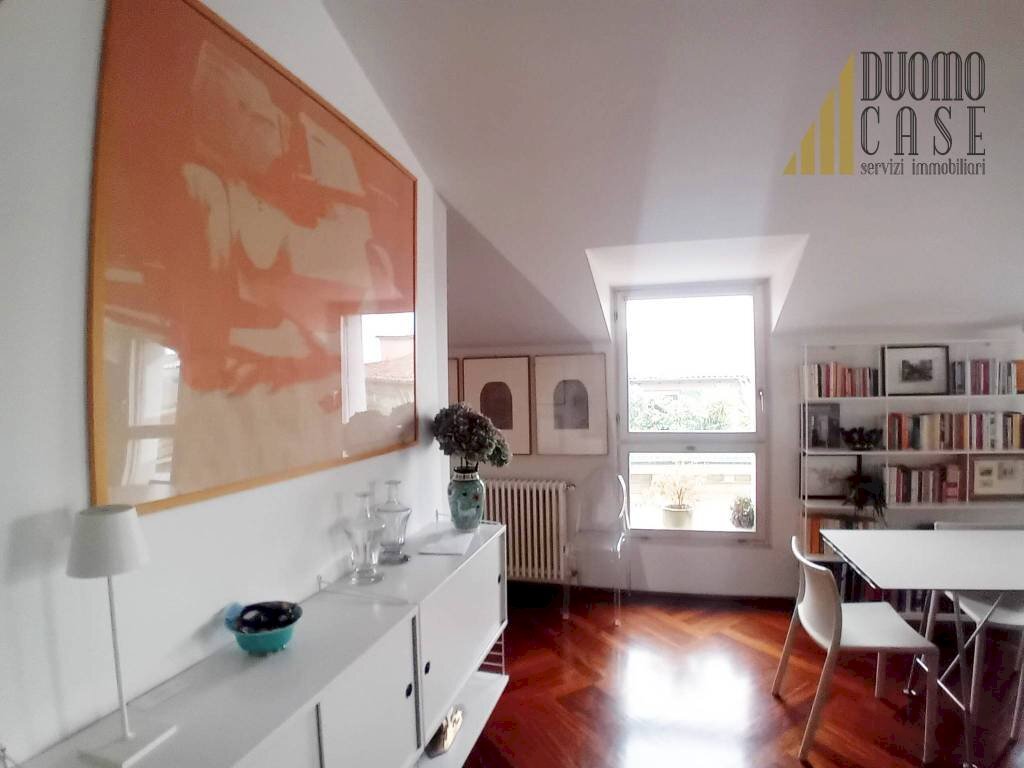 Two-room apartment Milano - photo 2