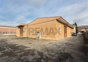 Casa all\'aperto - Locale Commerciale Via Cassoli
 
15, Piacenza - foto 3