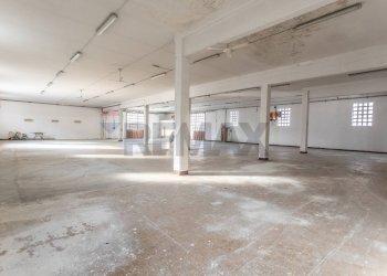 Parcheggio - Locale Commerciale Via Cassoli
 
15, Piacenza - foto 5