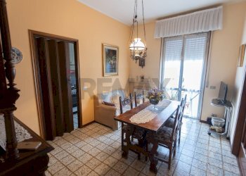 Sala da pranzo - Locale Commerciale Via Cassoli
 
15, Piacenza - foto 18