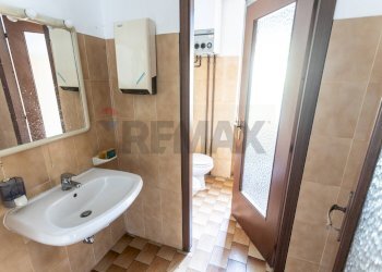 Bagno - Locale Commerciale Via Cassoli
 
15, Piacenza - foto 28