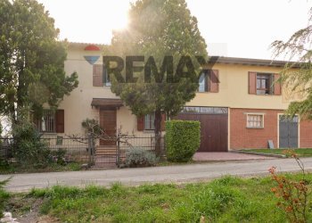 Casa all\'aperto - Casa indipendente Località Pontegrosso, Salsomaggiore Terme - foto 1