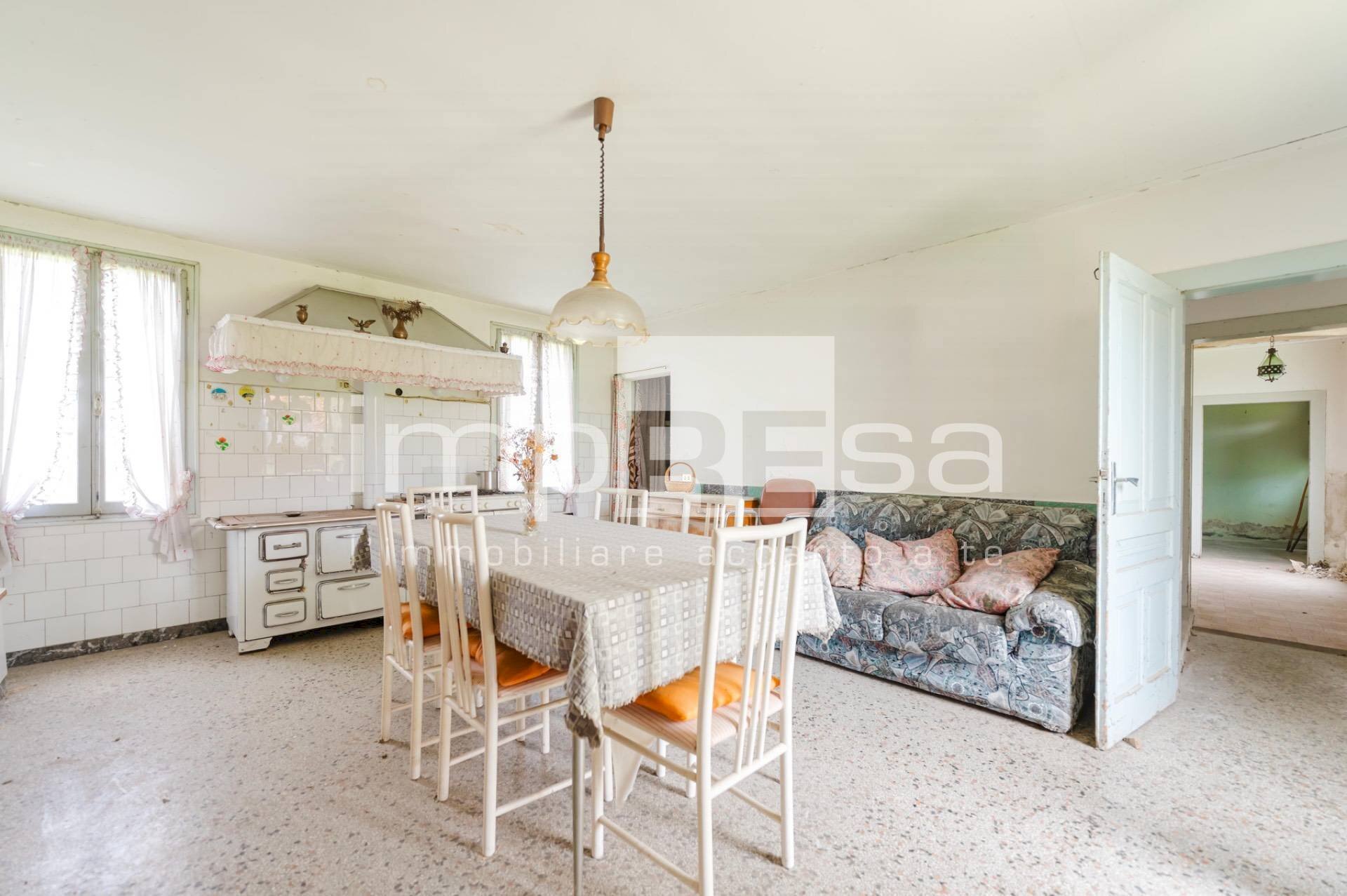 Foto 2 - Rustico Via Dante
 
49, Fontanafredda - foto 2