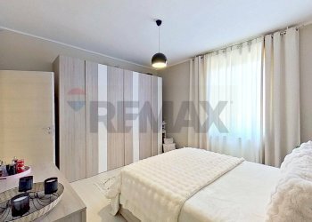 Camera / camera da letto - Three-room apartment VIA BOGNI
6, Sesto Calende - photo 5