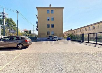 Edificio all\'aperto - Three-room apartment VIA BOGNI
6, Sesto Calende - photo 27