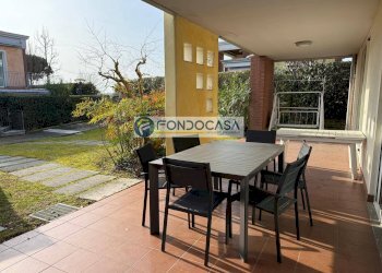 Foto 1 - Bilocale Via giuseppe Mazzini
 
1, Padenghe sul Garda - foto 1