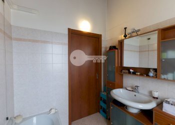 Foto 29 - Villa a Schiera Via Valle D'aosta
 
28, Leno - foto 29