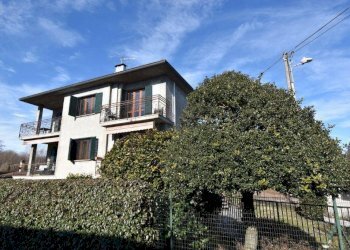 Foto 1 - Casa indipendente VIA DIAZ
 
17, Brebbia - foto 1