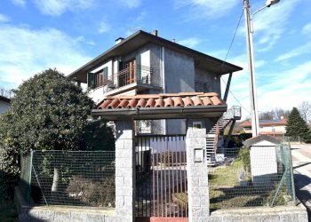 Foto 4 - Casa indipendente VIA DIAZ
 
17, Brebbia - foto 4