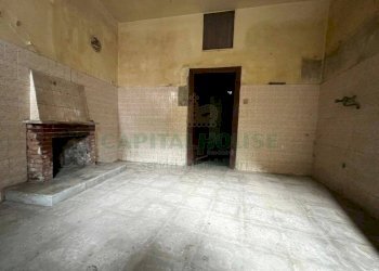 Foto 5 - Stable - Palace piazza girolamo savonarola, Aiello del Sabato - photo 5