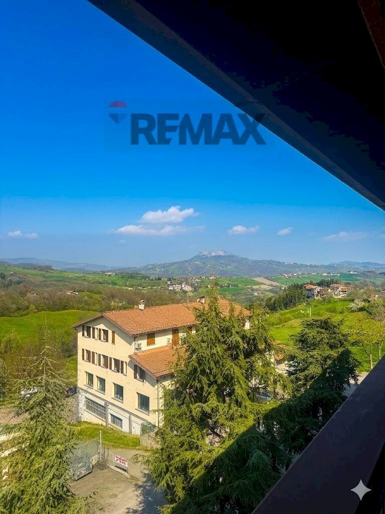 Edificio all\'aperto - Quadrilocale PIAZZA AMENDOLA, Villa Minozzo - foto 3