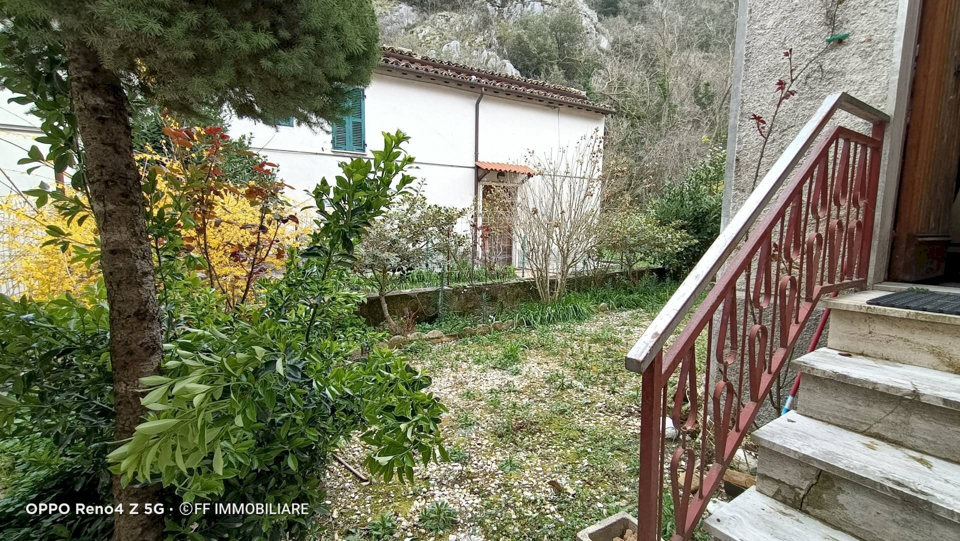 Foto 2 - Casa indipendente Via Mancini, Pioraco - foto 2