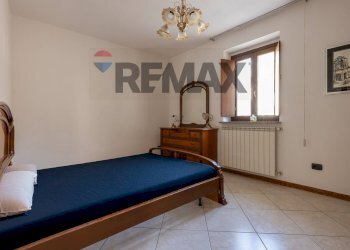 Camera / camera da letto - Trilocale Via Pascoli
 
18, Gallarate - foto 11