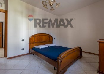 Camera / camera da letto - Trilocale Via Pascoli
 
18, Gallarate - foto 12