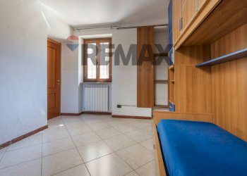 Camera / camera da letto - Trilocale Via Pascoli
 
18, Gallarate - foto 14