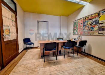 Sala da pranzo - Ufficio VIA RONCHETTI
 
7, Gallarate - foto 7