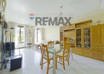 Sala da pranzo - Villa a Schiera Via Fratelli di dio
 
6, Mediglia - foto 11