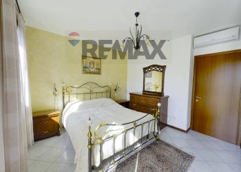 Camera / camera da letto - Villa a Schiera Via Fratelli di dio
 
6, Mediglia - foto 23