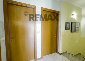 Hall / corridoio - Villa a Schiera Via Fratelli di dio
 
6, Mediglia - foto 32