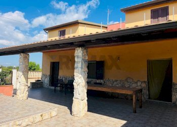 Casa all\'aperto - Villa Via della Canapa
 
snc, Ispica - foto 1