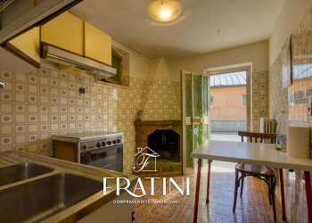 Foto 2 - Casa indipendente Via Pietro Nenni
8, Civitella del Tronto - foto 2