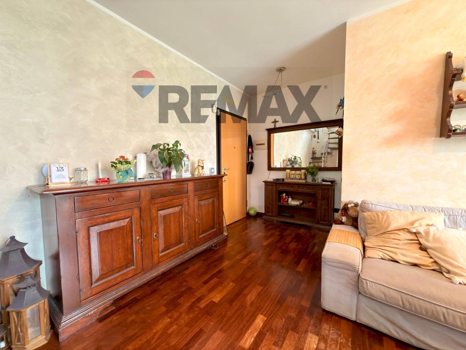 Soggiorno - Trilocale via Nicolò Copernico
 
6, Pero - foto 3