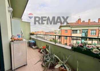 Balcone - Trilocale via Nicolò Copernico
 
6, Pero - foto 10