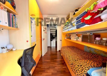 Camera / camera da letto - Trilocale via Nicolò Copernico
 
6, Pero - foto 19