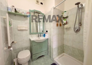 Bagno - Trilocale via Nicolò Copernico
 
6, Pero - foto 22