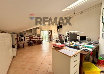 Ufficio - Trilocale via Nicolò Copernico
 
6, Pero - foto 25