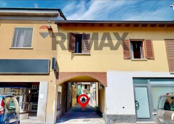 Casa all\'aperto - Bilocale via Giuseppe Garibaldi
 
23, Casorate Primo - foto 2