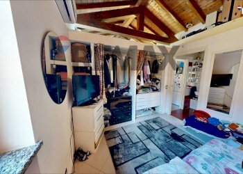 Cabina armadio - Bilocale via Giuseppe Garibaldi
 
23, Casorate Primo - foto 13