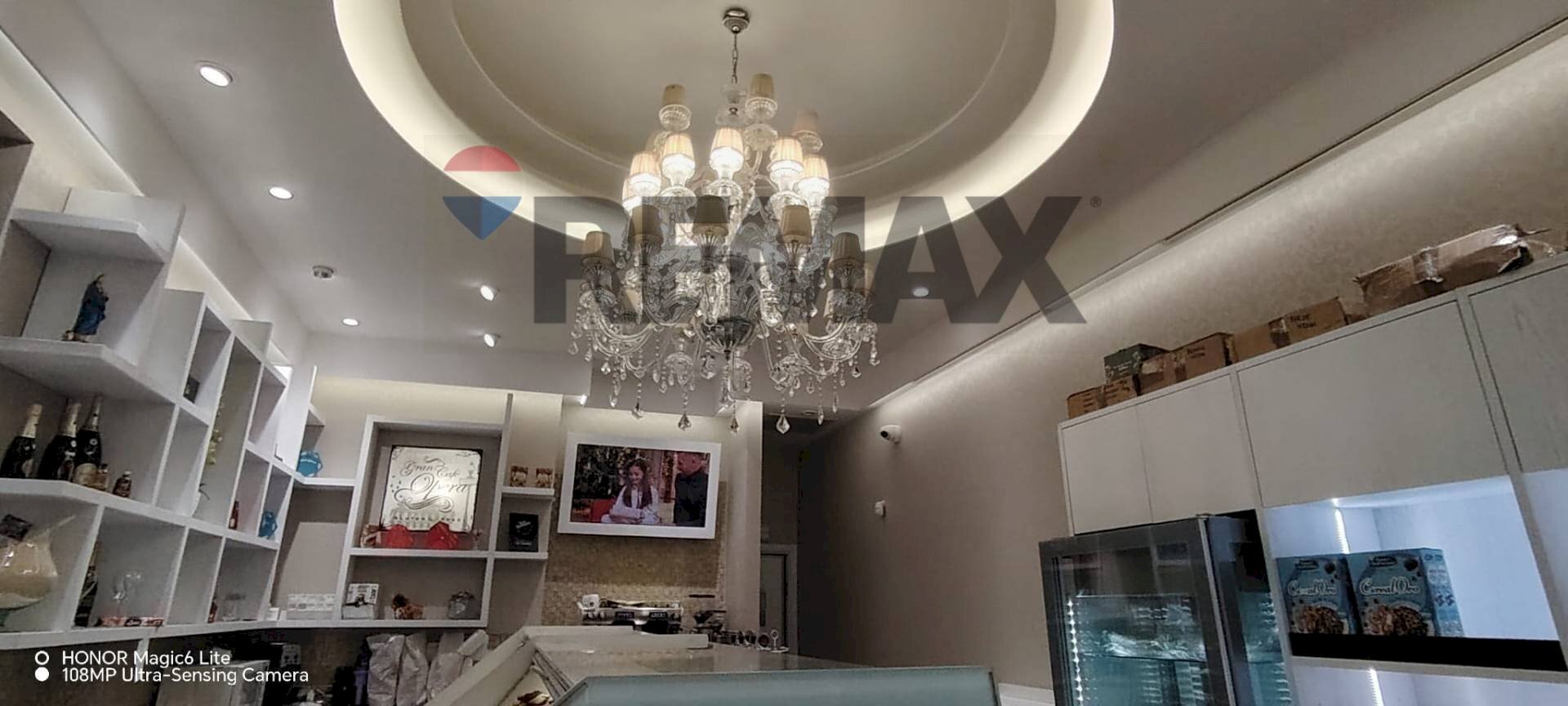 Dettagli - Cafeteria - Cold Bar piazza francesco crispi
 
22, Termini Imerese - photo 3