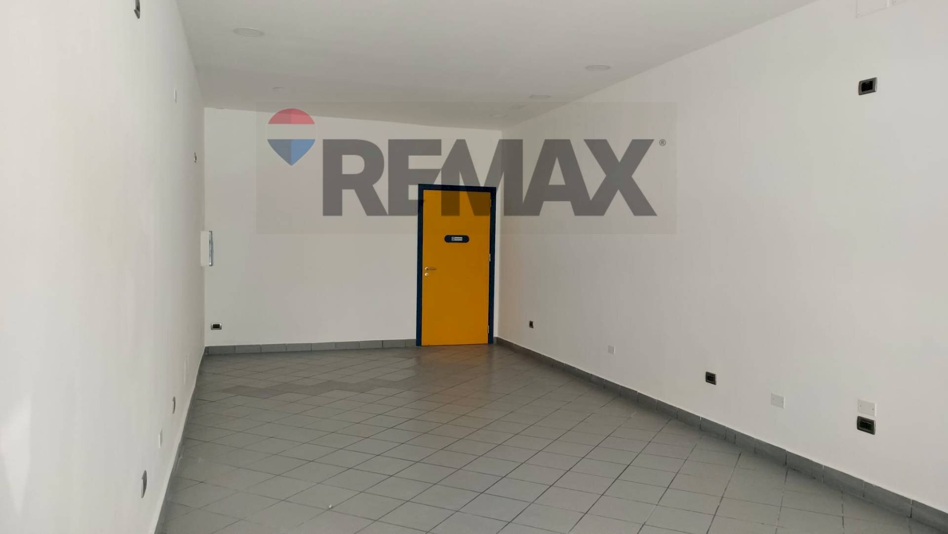 Stanza vuota - Negozio via santuario di Cruillas
 
23, Palermo - foto 1