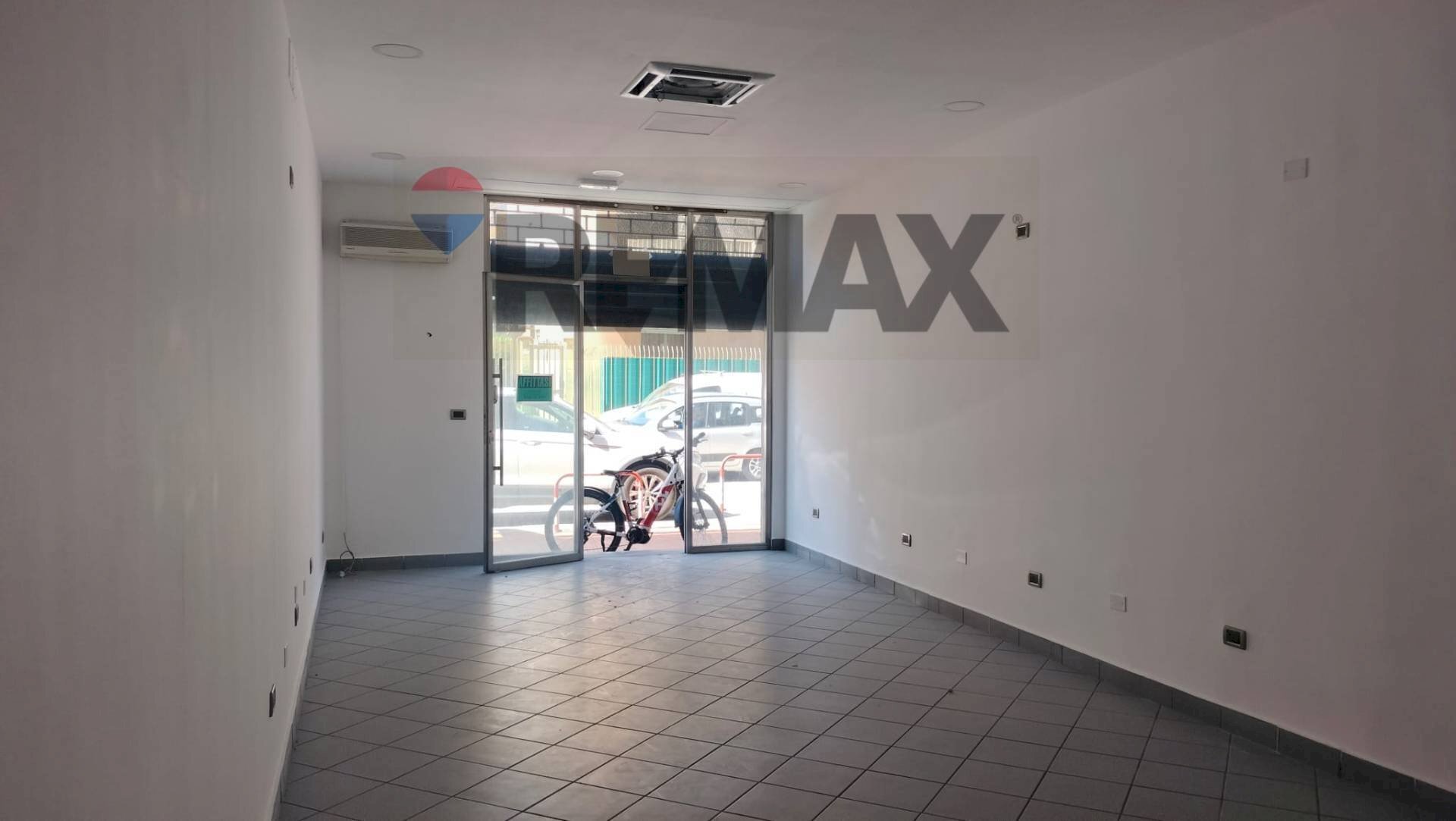 Stanza vuota - Negozio via santuario di Cruillas
 
23, Palermo - foto 2