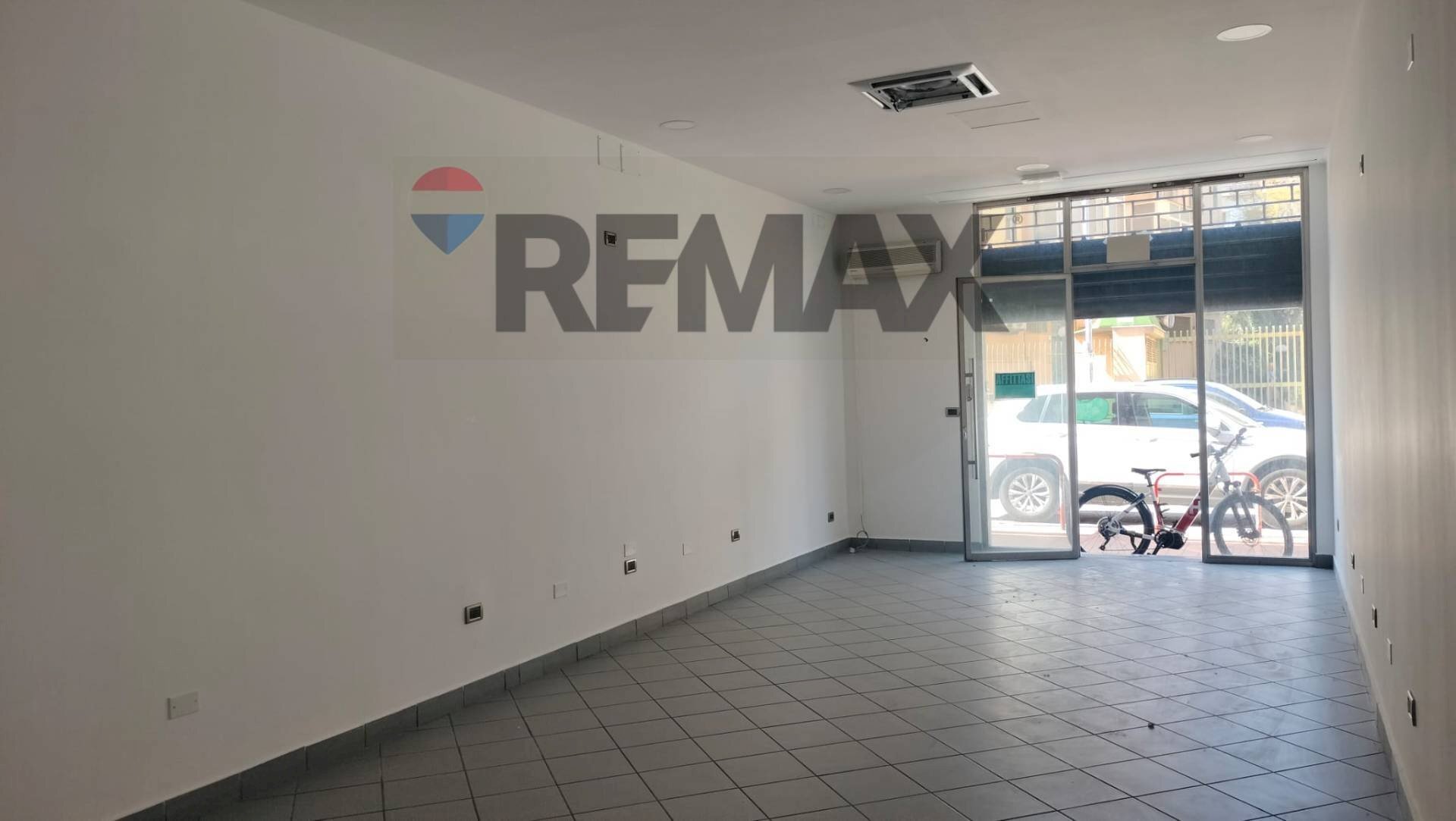 Stanza vuota - Negozio via santuario di Cruillas
 
23, Palermo - foto 3