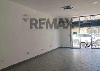 Stanza vuota - Negozio via santuario di Cruillas
 
23, Palermo - foto 3