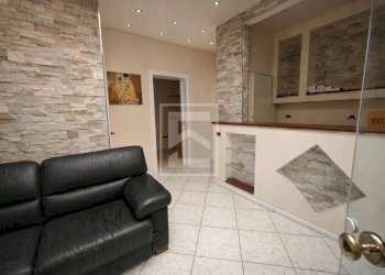 Foto 1 - Shop via marconi
 
133, Desenzano del Garda - photo 1