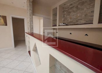 Foto 3 - Shop via marconi
 
133, Desenzano del Garda - photo 3