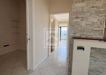 Foto 4 - Shop via marconi
 
133, Desenzano del Garda - photo 4