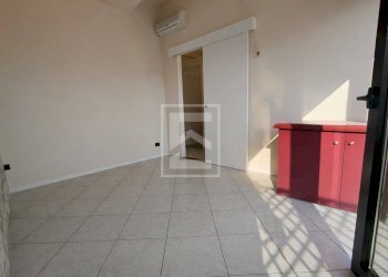 Foto 11 - Shop via marconi
 
133, Desenzano del Garda - photo 11