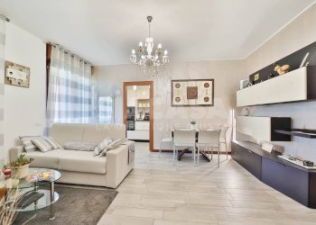 Foto 2 - Bilocale Via Enrico Fermi
 
29, Sulbiate - foto 2