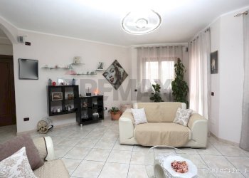 Soggiorno - Villa a Schiera via podgora
 
20, Santhià - foto 4