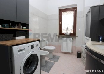 Bagno - Villa a Schiera via podgora
 
20, Santhià - foto 13